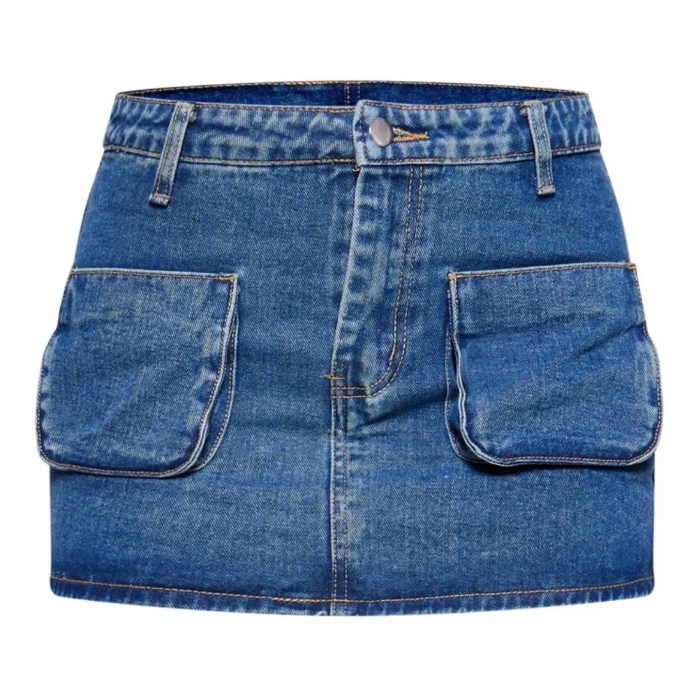 Pretty Little Thing Indigo Vintage Wash Cargo Pocket Front Denim Mini Skirt US 2 - Picture 11 of 11